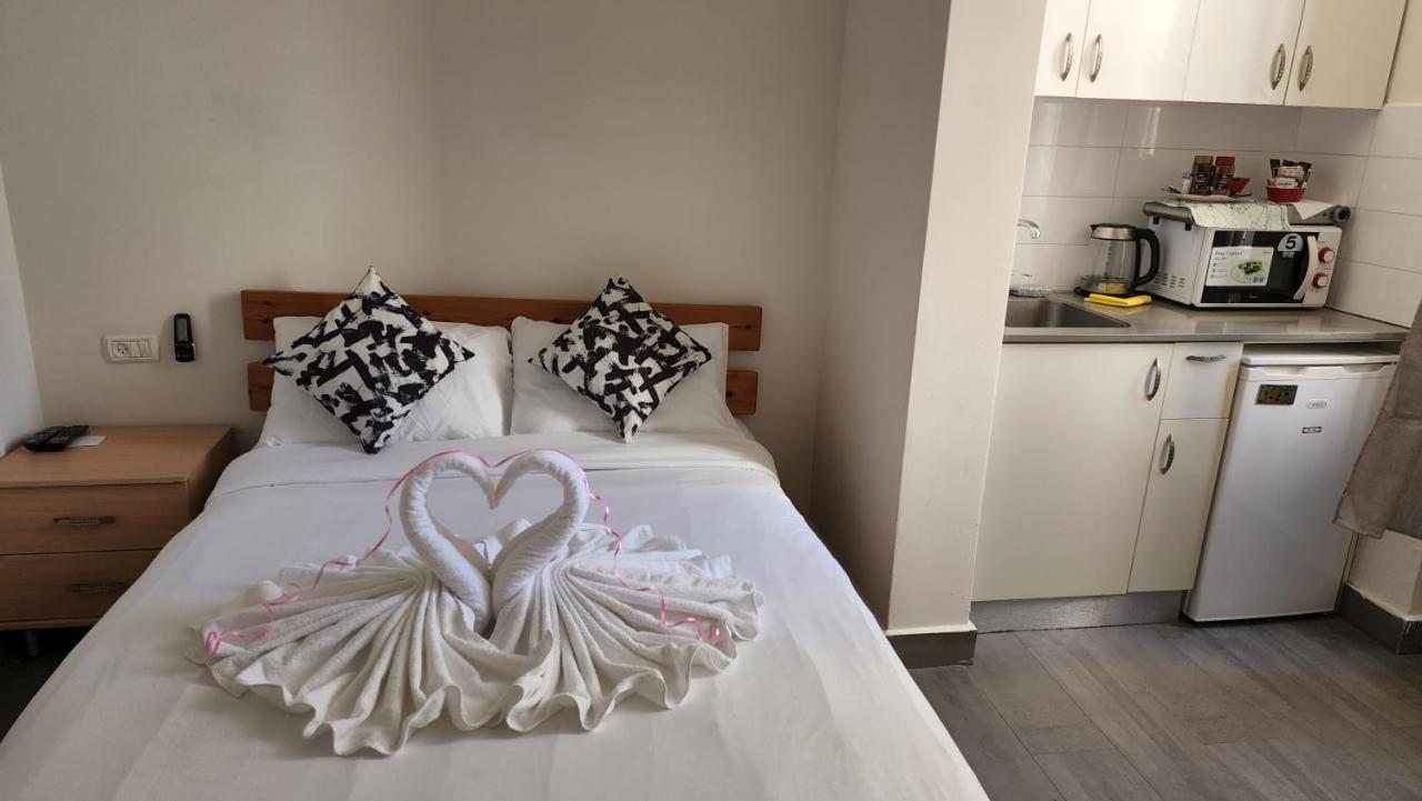Aparthotel David Hameleh House Netanya Exterior foto