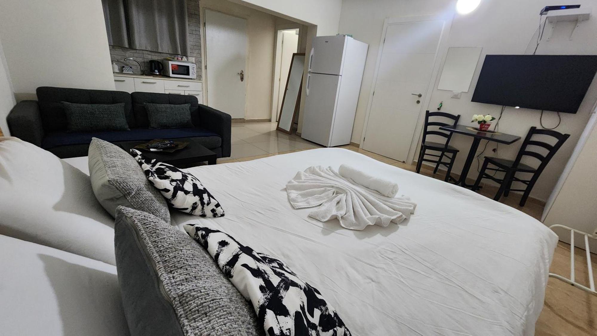 Aparthotel David Hameleh House Netanya Habitación foto